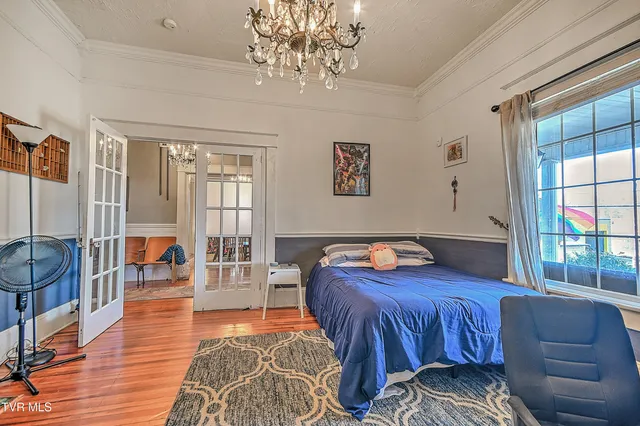 $300,000 | 630 East Maple Street, Johnson City, TN 37601