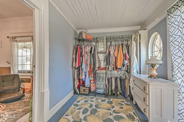 $300,000 | 630 East Maple Street, Johnson City, TN 37601