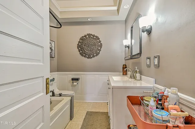 $300,000 | 630 East Maple Street, Johnson City, TN 37601