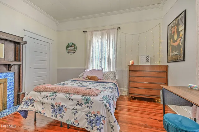 $300,000 | 630 East Maple Street, Johnson City, TN 37601