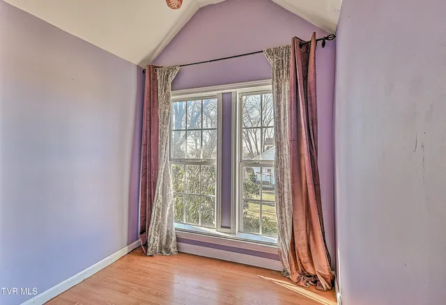 $300,000 | 630 East Maple Street, Johnson City, TN 37601