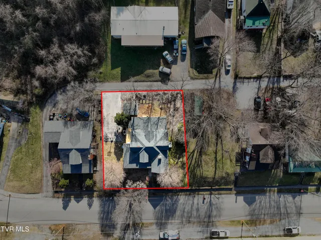 $300,000 | 630 East Maple Street, Johnson City, TN 37601