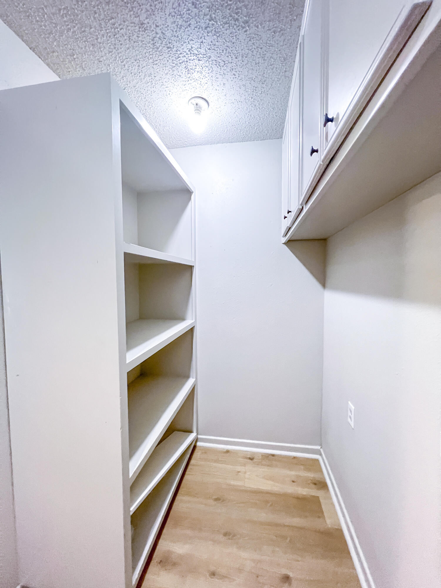 1513 37th Street Lubbock, TX 79412 - Photo 17 of 34 a view of an empty room