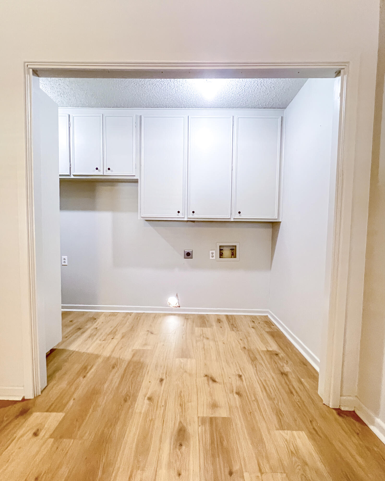 1513 37th Street Lubbock, TX 79412 - Photo 18 of 34 a view of kitchen with wooden floor