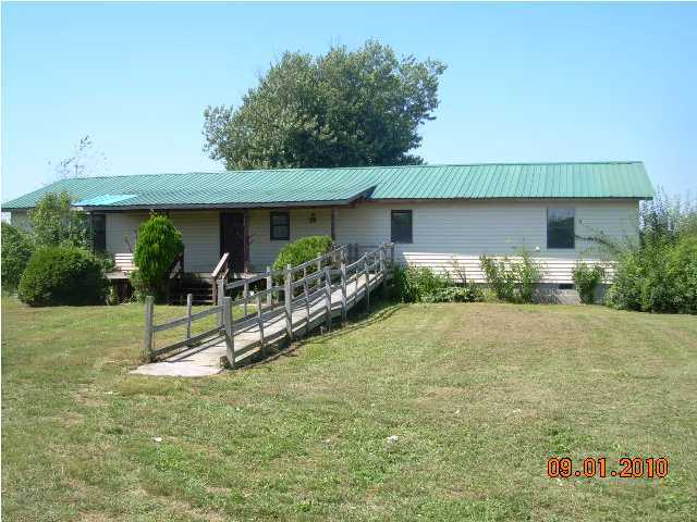1209 Watson Loop Pikeville, TN 37367 - Photo 1 of 3 Primary Photo