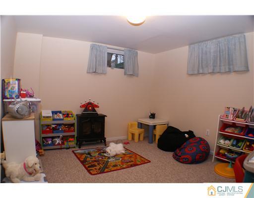 16 Ridgeview Road Jamesburg, NJ 08831 - Photo 13 of 14 Gallery Image 13