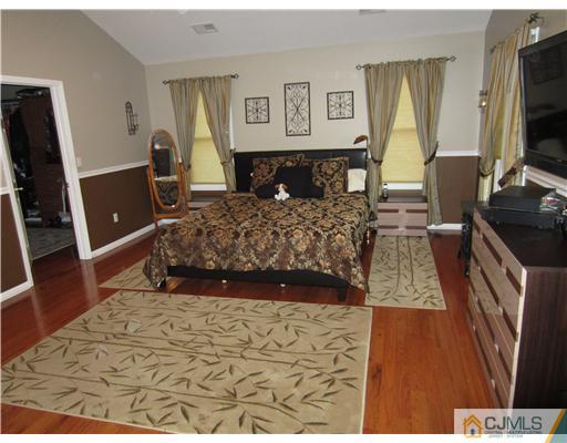 16 Ridgeview Road Jamesburg, NJ 08831 - Photo 6 of 14 Gallery Image 6
