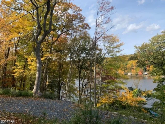 $69,900 | 57 East Shore Trail, Branchville, NJ 07826