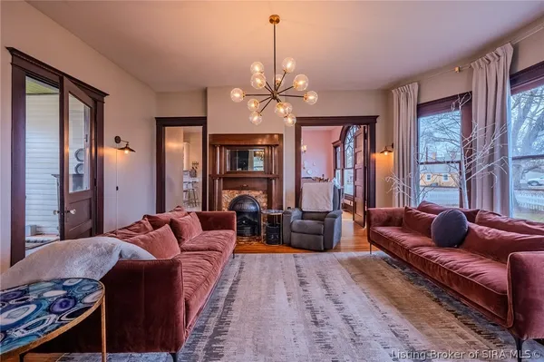 $349,900 | 912 Main Street, Memphis, IN 47143