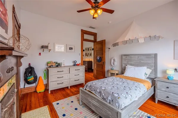 $349,900 | 912 Main Street, Memphis, IN 47143