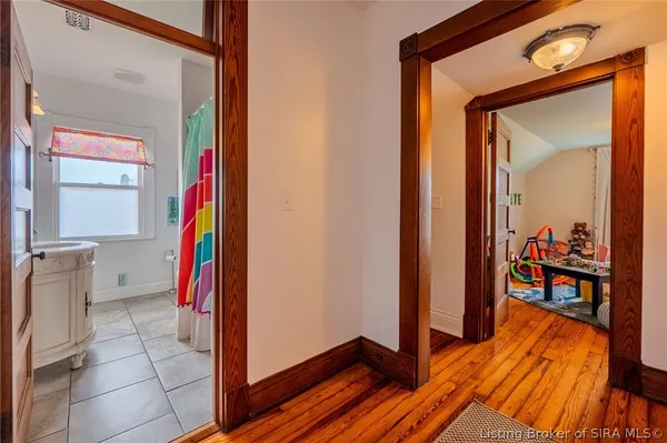 $349,900 | 912 Main Street, Memphis, IN 47143