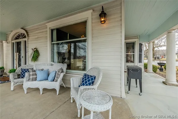 $349,900 | 912 Main Street, Memphis, IN 47143