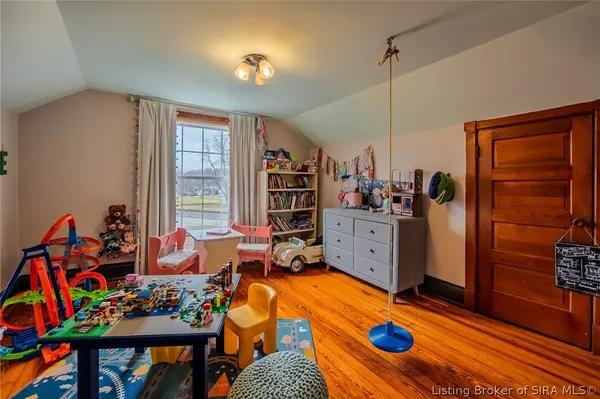 $349,900 | 912 Main Street, Memphis, IN 47143