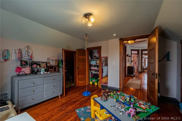 $349,900 | 912 Main Street, Memphis, IN 47143