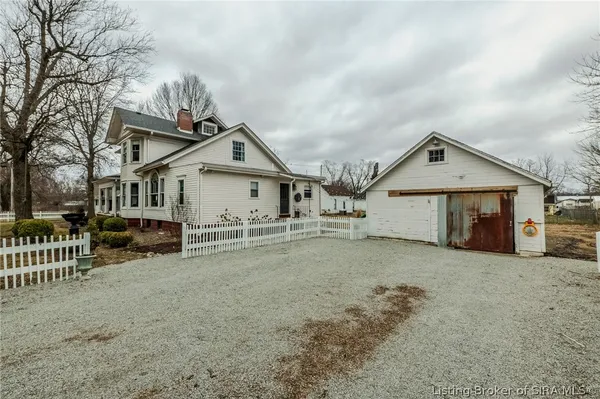 $349,900 | 912 Main Street, Memphis, IN 47143