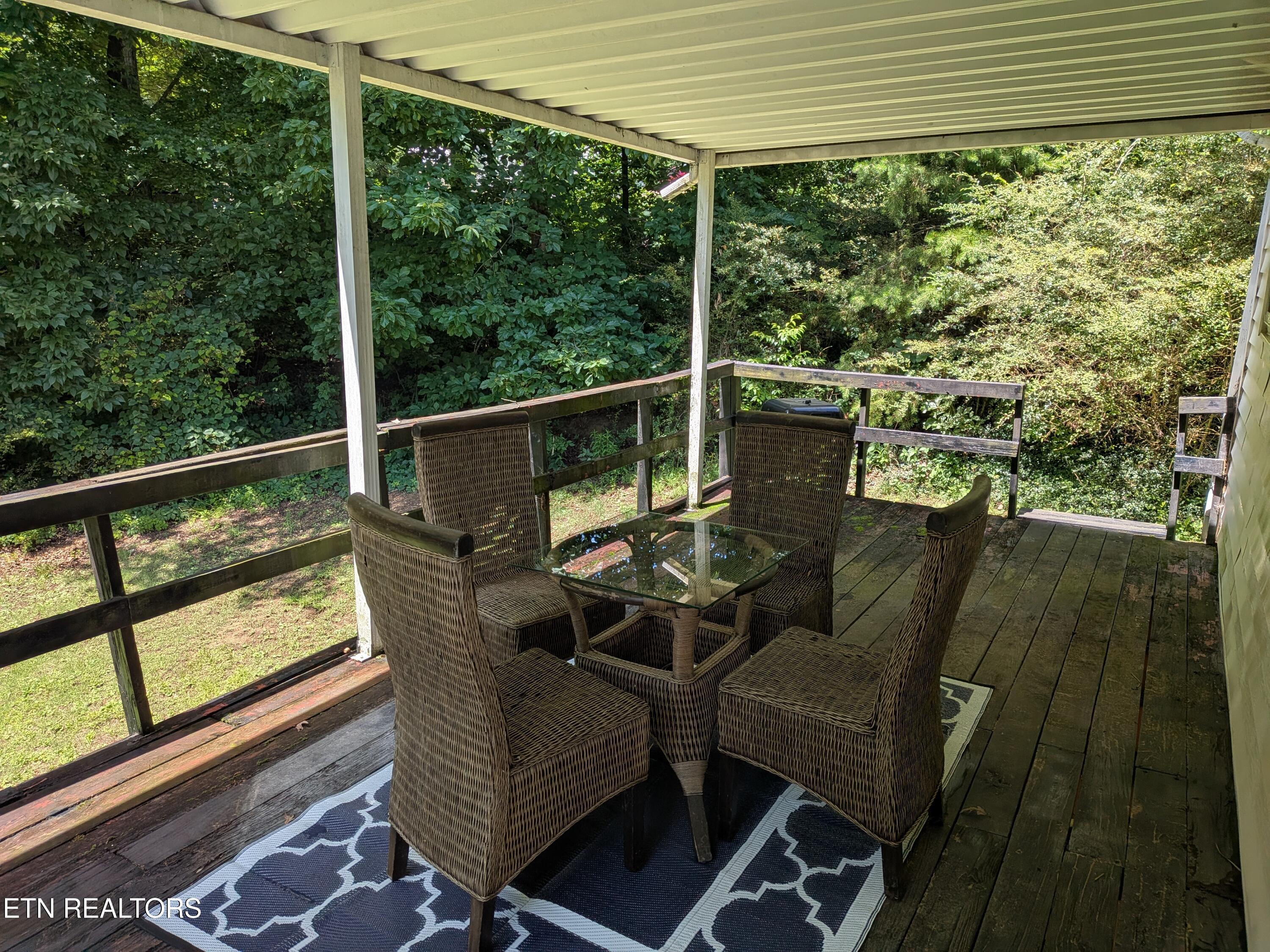 8135 Harmon Road Powell, TN 37849 - Photo 31 of 32 HarmonRd_28_Deck