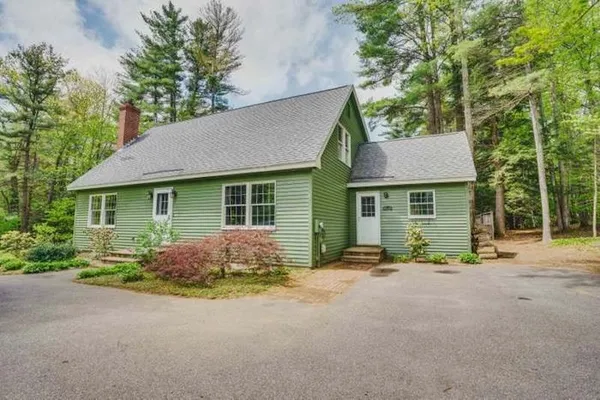 $529,900 | 104 Ridgewood Drive, Gilmanton, NH 03237