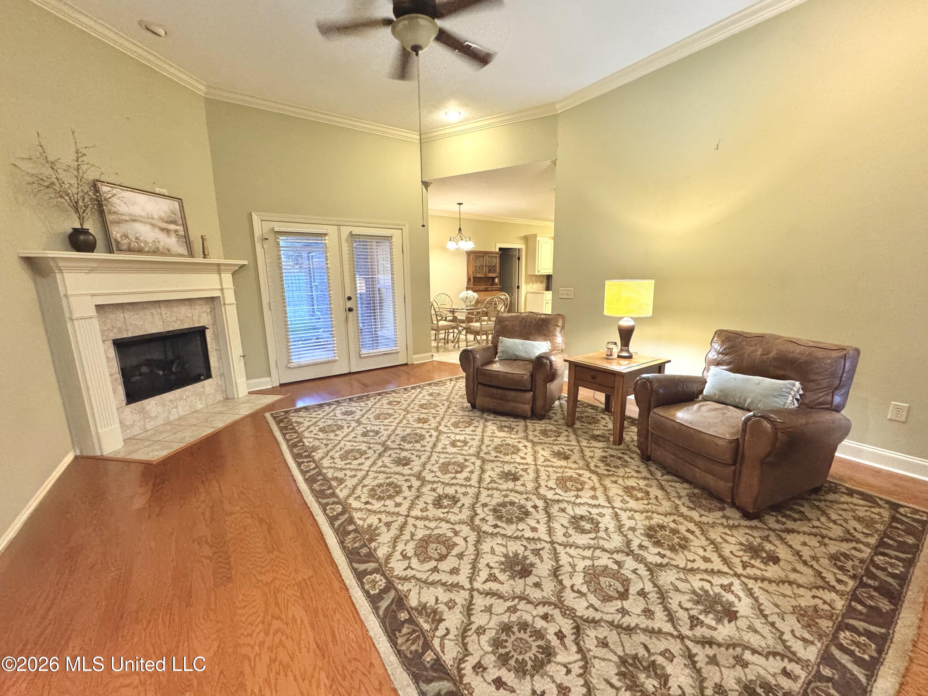 809 Windlass Cove Brandon, MS 39047 - Photo 3 of 23 Living Room