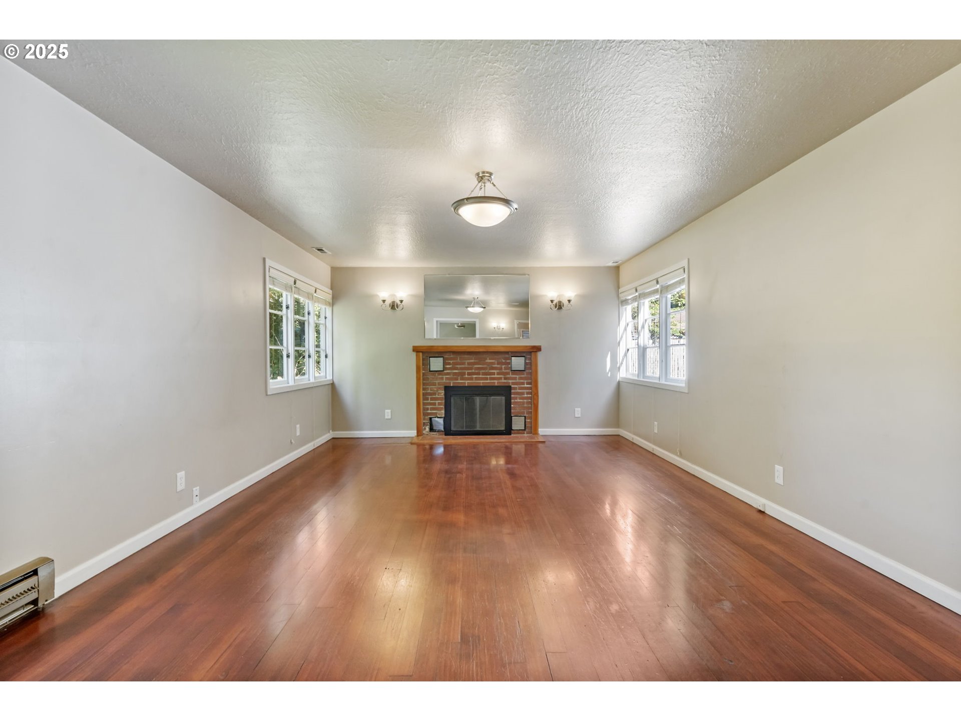 5740 Southwest Vermont Street Portland, OR 97219 - Photo 5 of 36 Living Room
