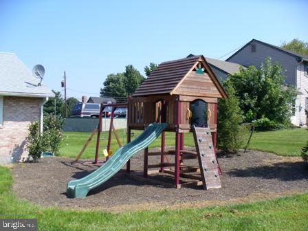 3942 Locust Grove Road Columbia, PA 17512 - Photo 12 of 15