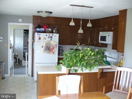 3942 Locust Grove Road Columbia, PA 17512 - Photo 2 of 15