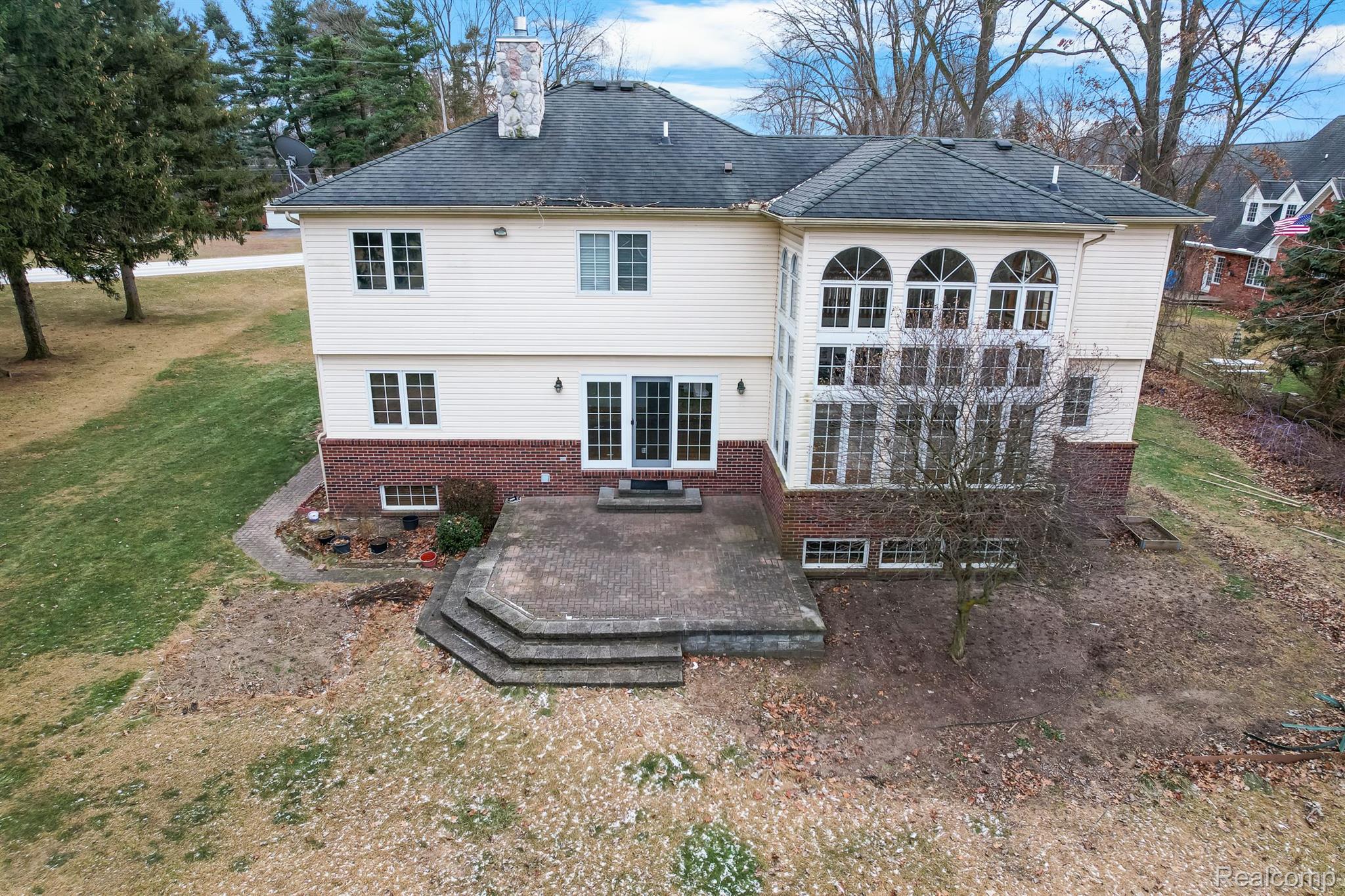 11193 Chicago Road Warren, MI 48093 - Photo 34 of 39 Gallery Image 34