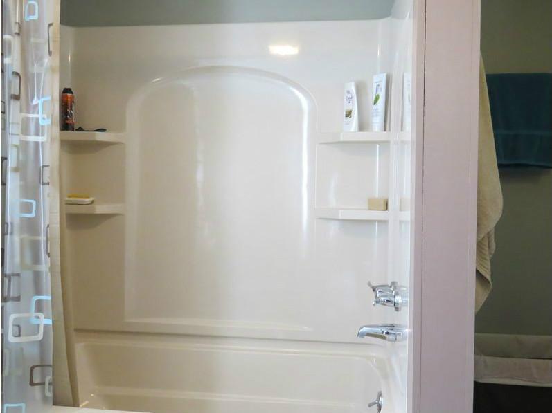 485 Front Ridge Road Penobscot, ME 04476 - Photo 23 of 35 Master Bath/Spa.