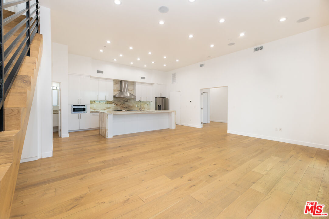 6565 Pickwick Street Los Angeles, CA 90042 - Photo 14 of 54