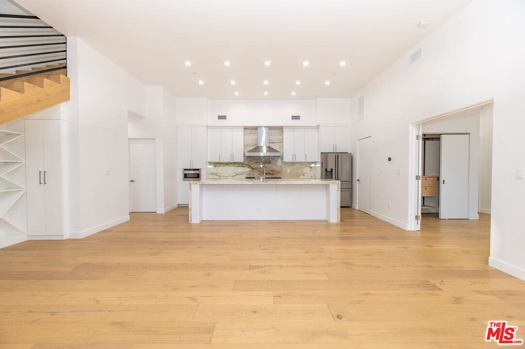 6565 Pickwick Street Los Angeles, CA 90042 - Photo 15 of 54