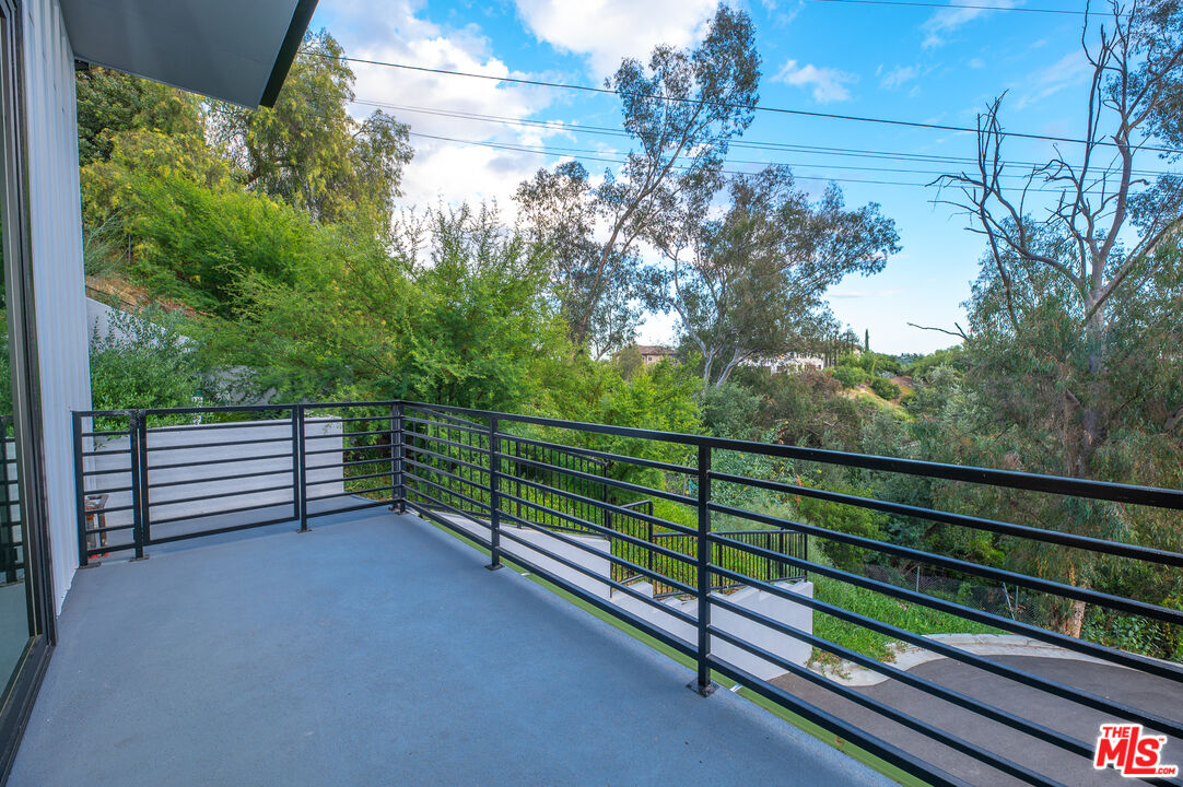 6565 Pickwick Street Los Angeles, CA 90042 - Photo 18 of 54