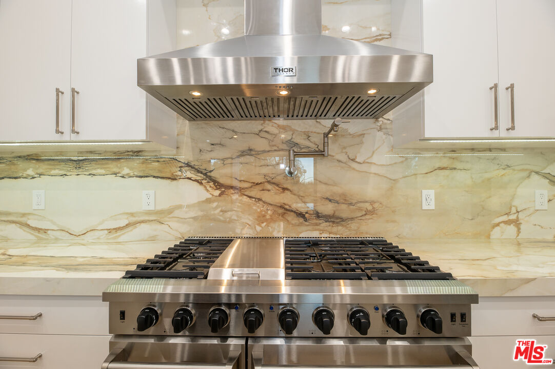 6565 Pickwick Street Los Angeles, CA 90042 - Photo 23 of 54