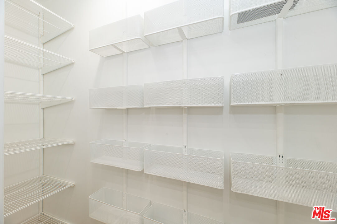 6565 Pickwick Street Los Angeles, CA 90042 - Photo 25 of 54