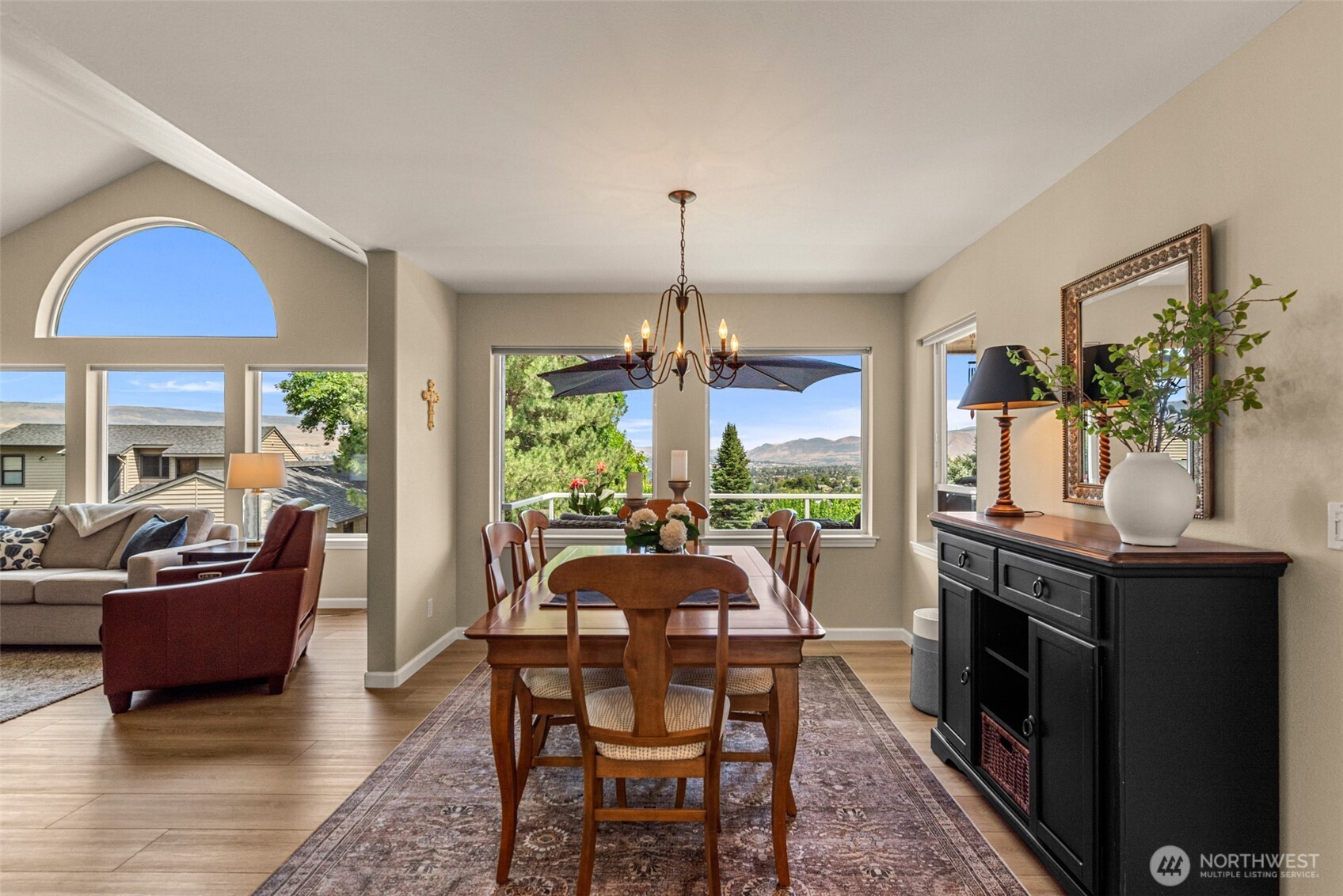 507 Day Road North Wenatchee, WA 98801 - Photo 10 of 40