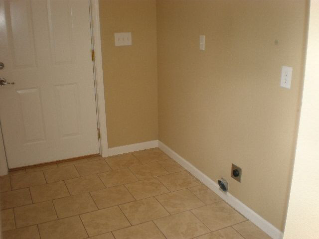50694 Dolph Road Elkhart, IN 46514 - Photo 18 of 25 Gallery Image 18