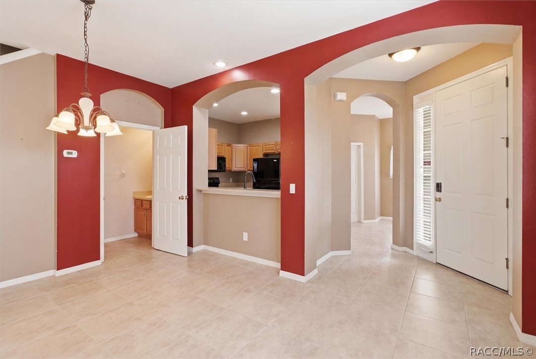 1668 West Spring Meadow Loop Lecanto, FL 34461 - Photo 11 of 56 Main Living