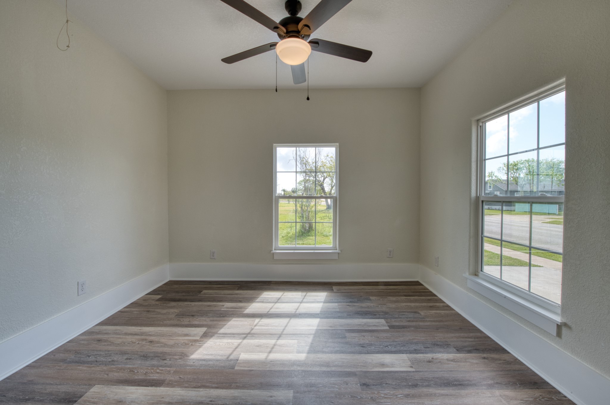 1122 West 2nd Street Freeport, TX 77541 - Photo 13 of 38