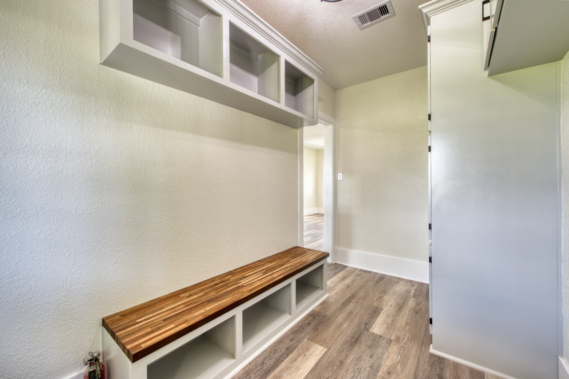 1122 West 2nd Street Freeport, TX 77541 - Photo 23 of 38 a view of an empty room