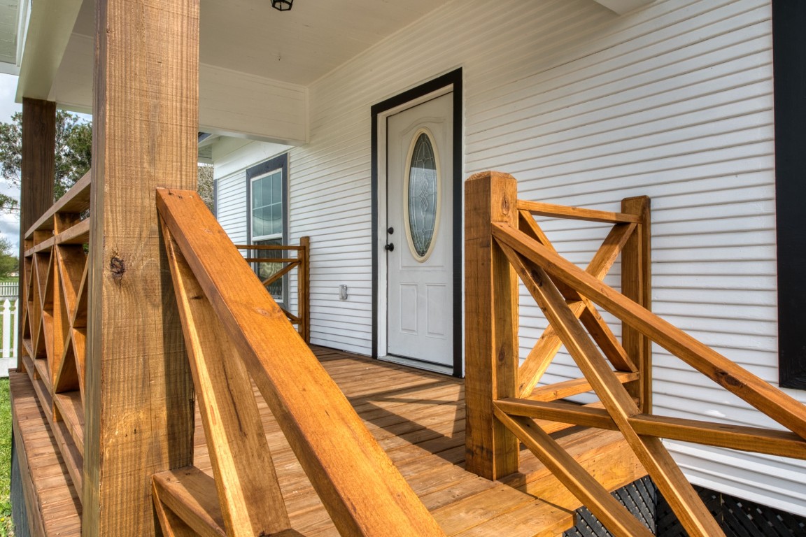1122 West 2nd Street Freeport, TX 77541 - Photo 5 of 38 a view of stairs