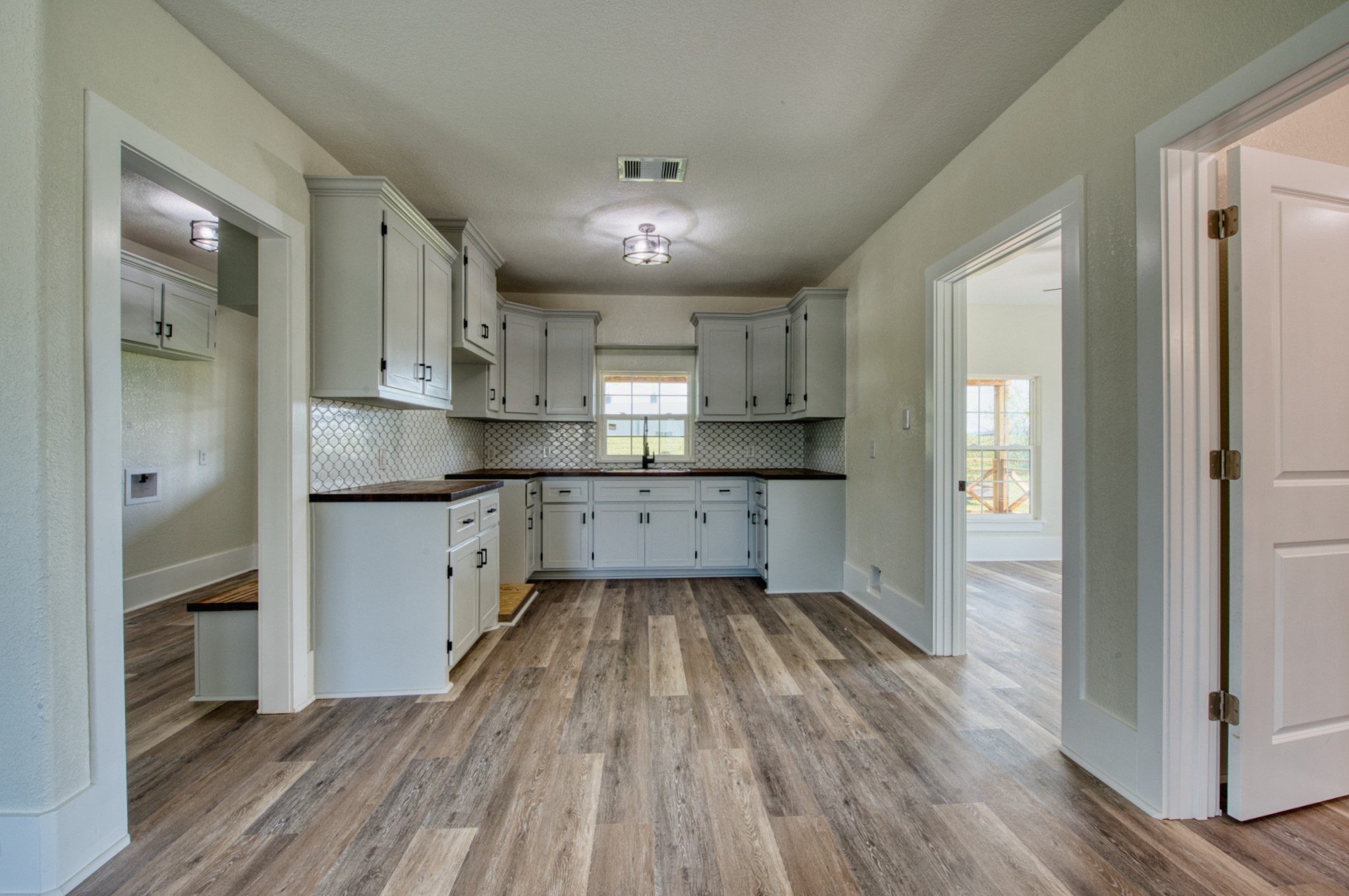 1122 West 2nd Street Freeport, TX 77541 - Photo 8 of 38