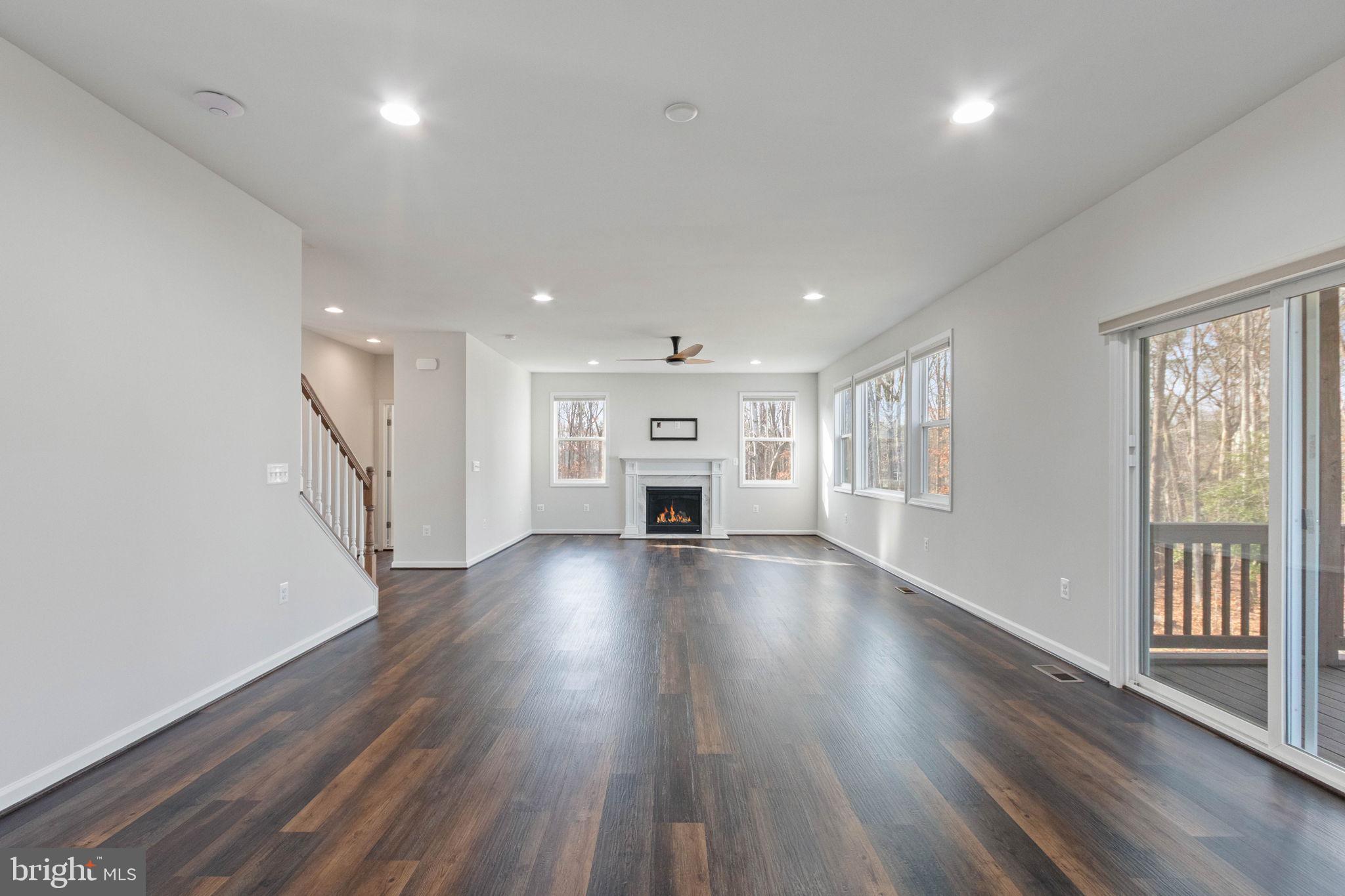 10602 Springvale Lane Spotsylvania, VA 22551 - Photo 22 of 92 Open And Ready For You