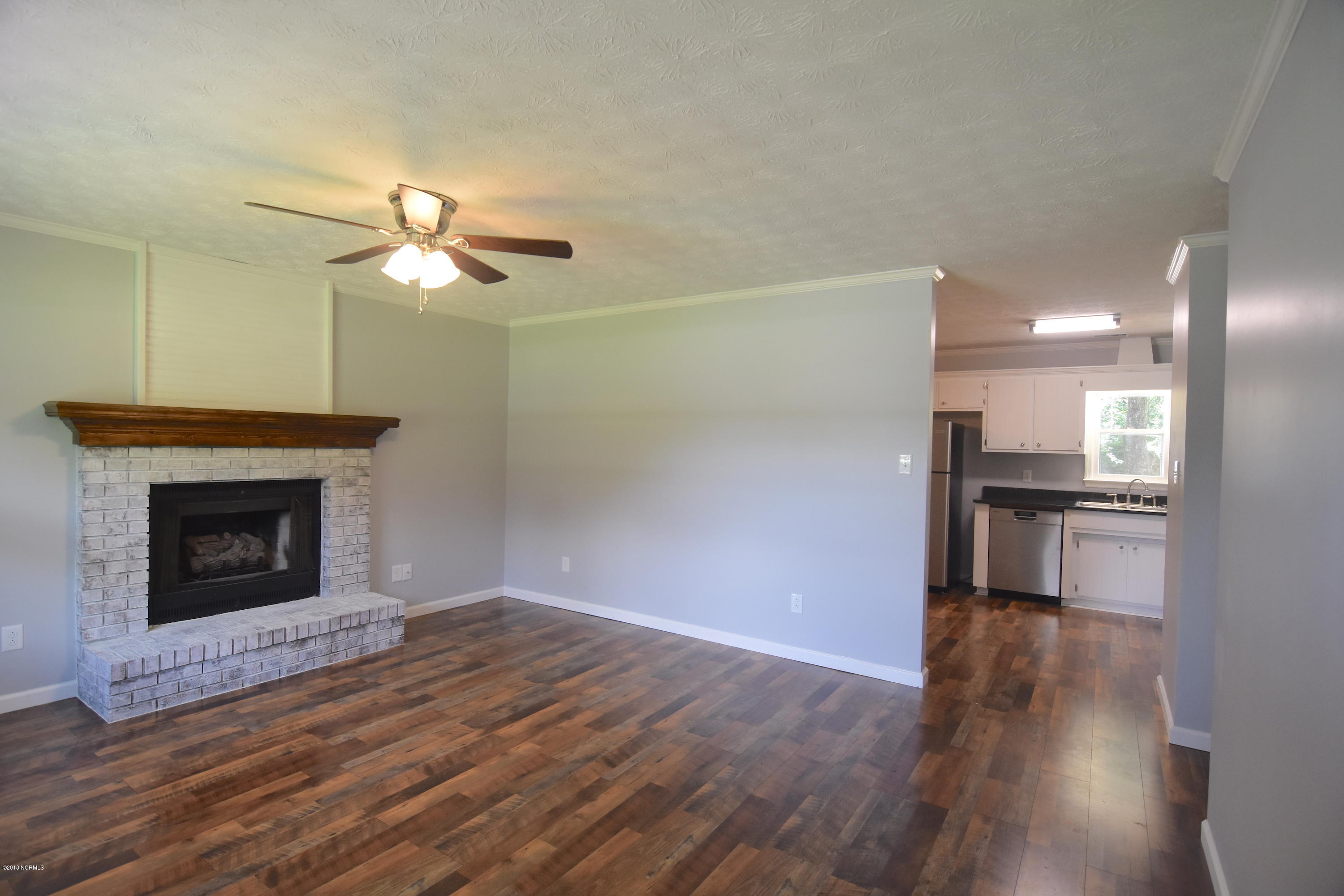 527 West Grantham Road New Bern, NC 28562 - Photo 6 of 22 527 W Grantham Road