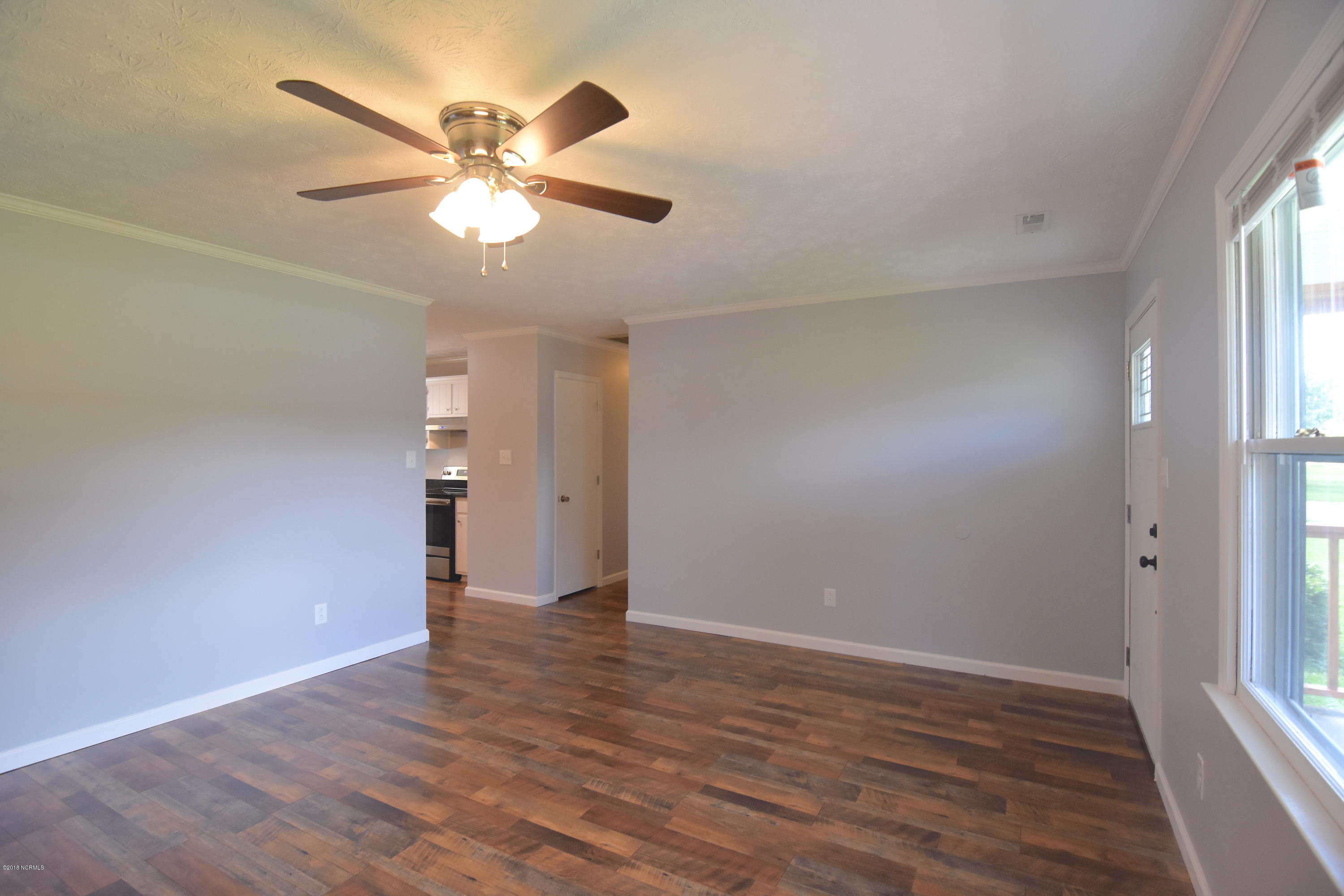 527 West Grantham Road New Bern, NC 28562 - Photo 8 of 22 527 W Grantham Road