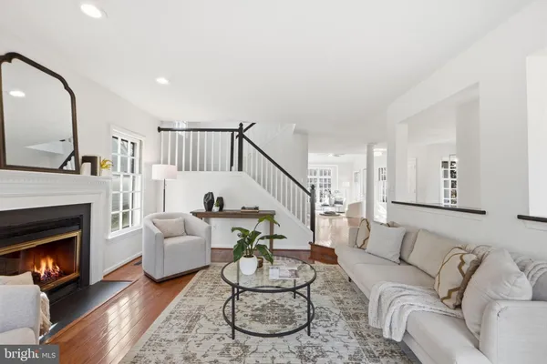 $1,149,990 | 1285 Lamplighter Way, Reston, VA 20194