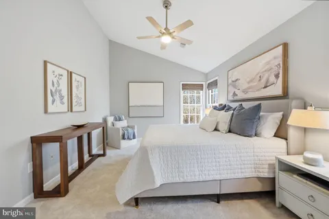 $1,160,000 | 1285 Lamplighter Way, Reston, VA 20194