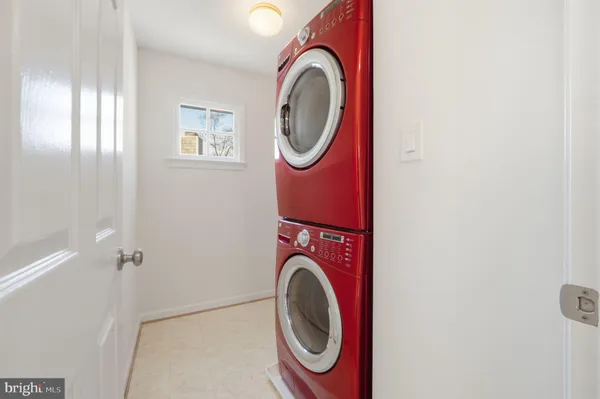 $1,149,990 | 1285 Lamplighter Way, Reston, VA 20194