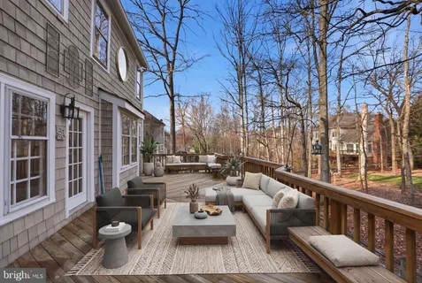 $1,160,000 | 1285 Lamplighter Way, Reston, VA 20194