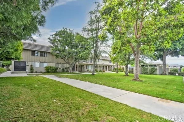 $3,600 | 4555 Larwin Avenue, Cypress, CA 90630