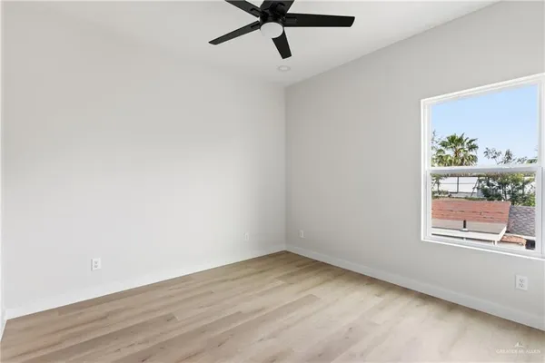 $2,000 | 813 South Bicentennial Boulevard, McAllen, TX 78501