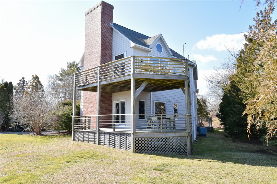 20 Grey Gull Road Jamestown, RI 02835 - Photo 36 of 40 Wonderful outdoor entertaining spaces!