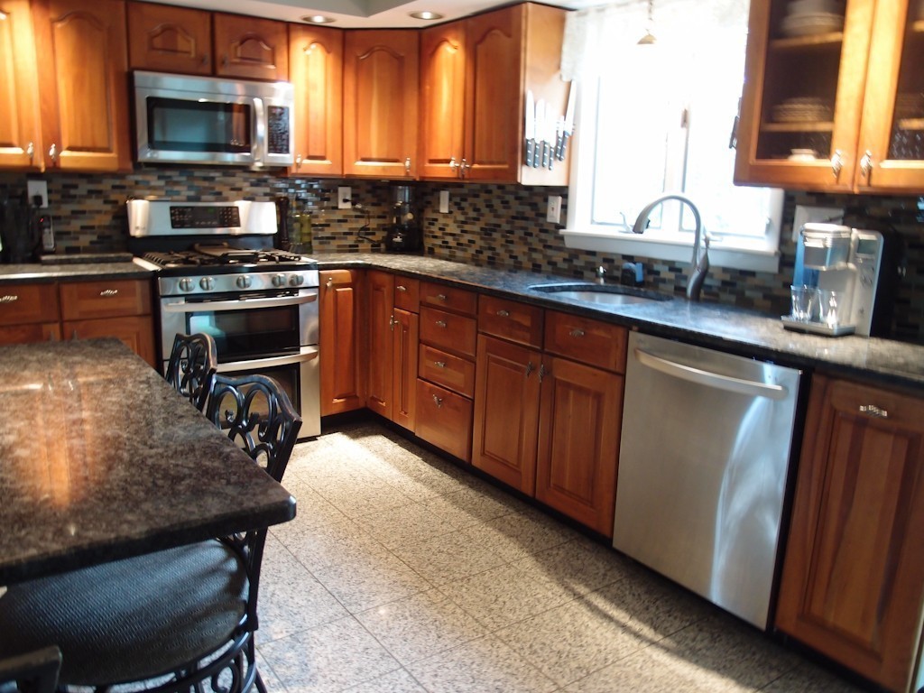 12 Louise Road Belmont, MA 02478 - Photo 5 of 11 Gallery Image 5